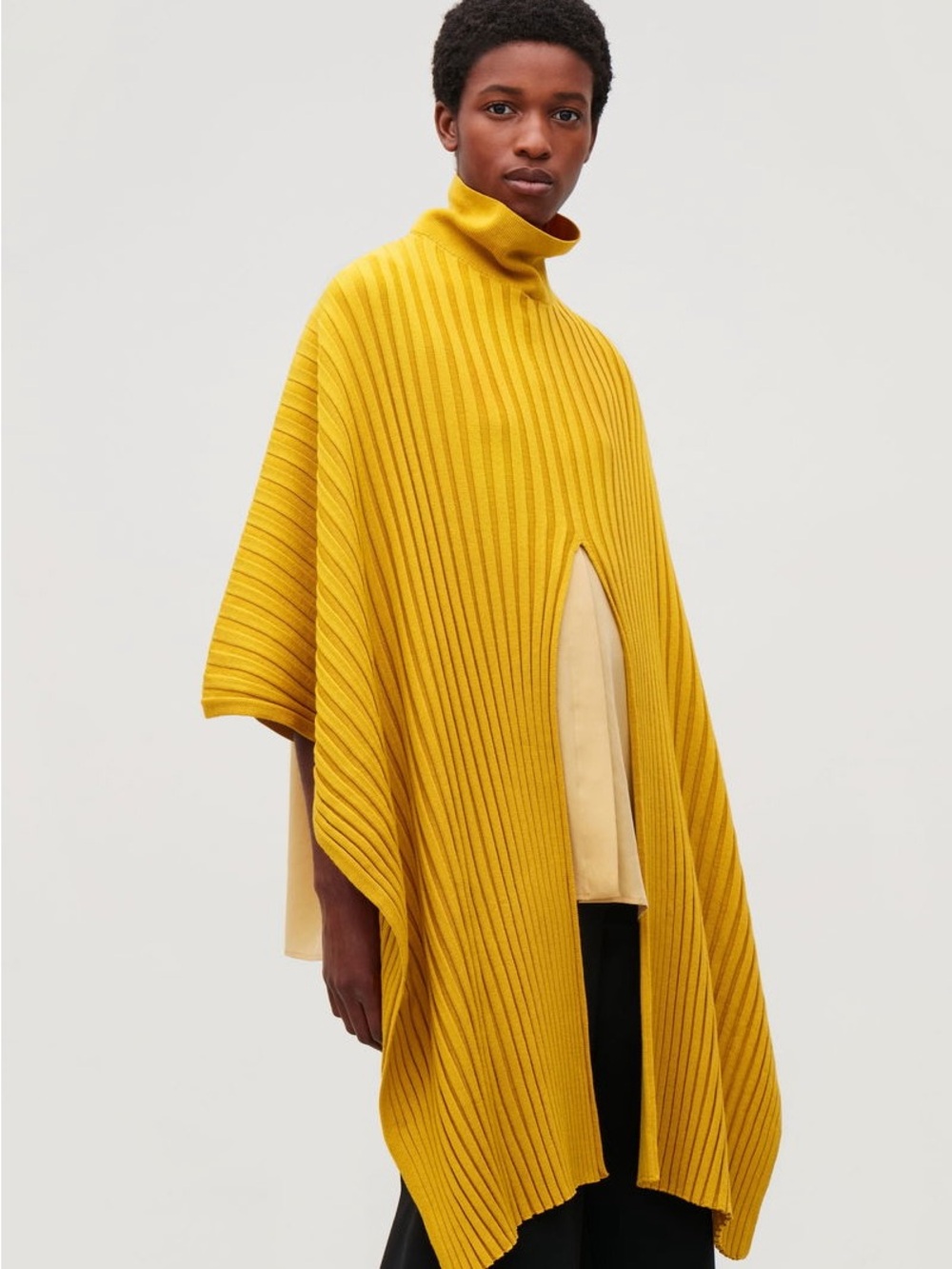 COS Ribbed Roll-Neck Scarf - Picture 2 of 10